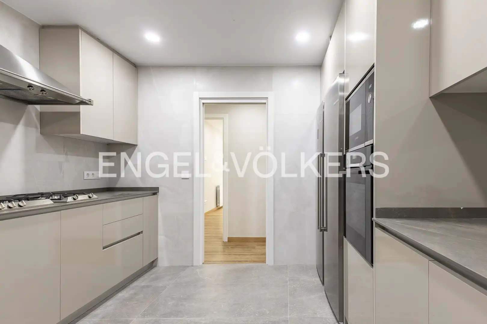 Cuina de Pis en venda en Barcelona amb Aire condicionat, Calefacció i Parquet