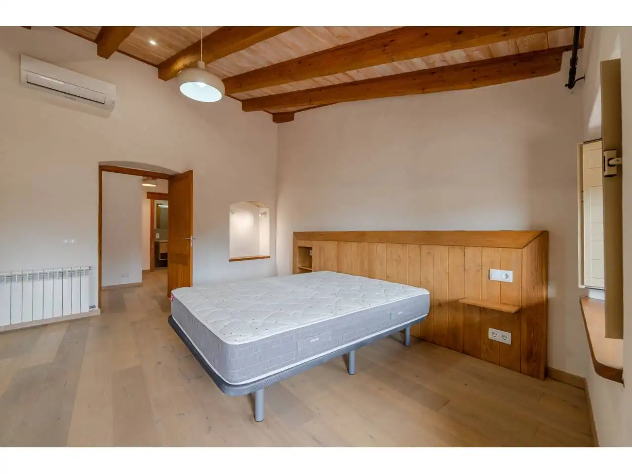 Dormitori de Finca rústica de lloguer en Garrigàs, Girona