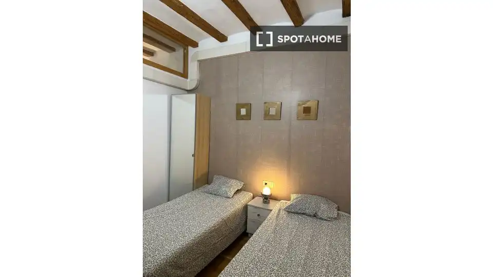 Flat with terrace to rent in Ciutat Vella, imagen 13