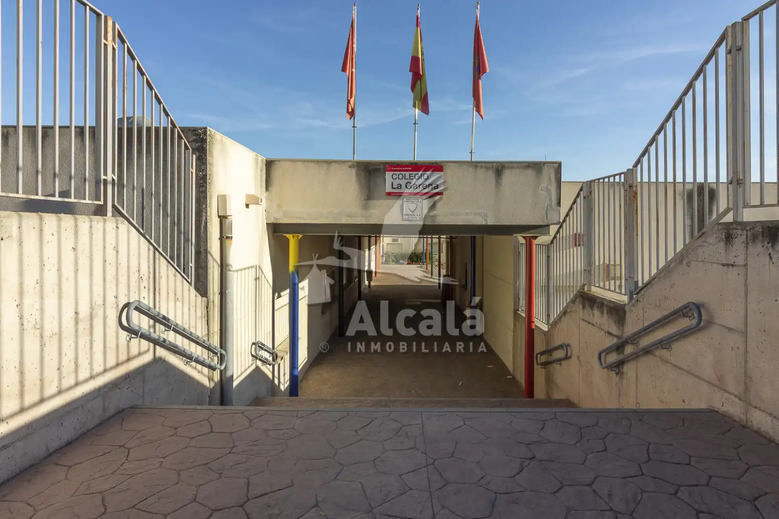 Parking de Ático en venta en Alcalá de Henares con Aire acondicionado, Calefacción y Terraza