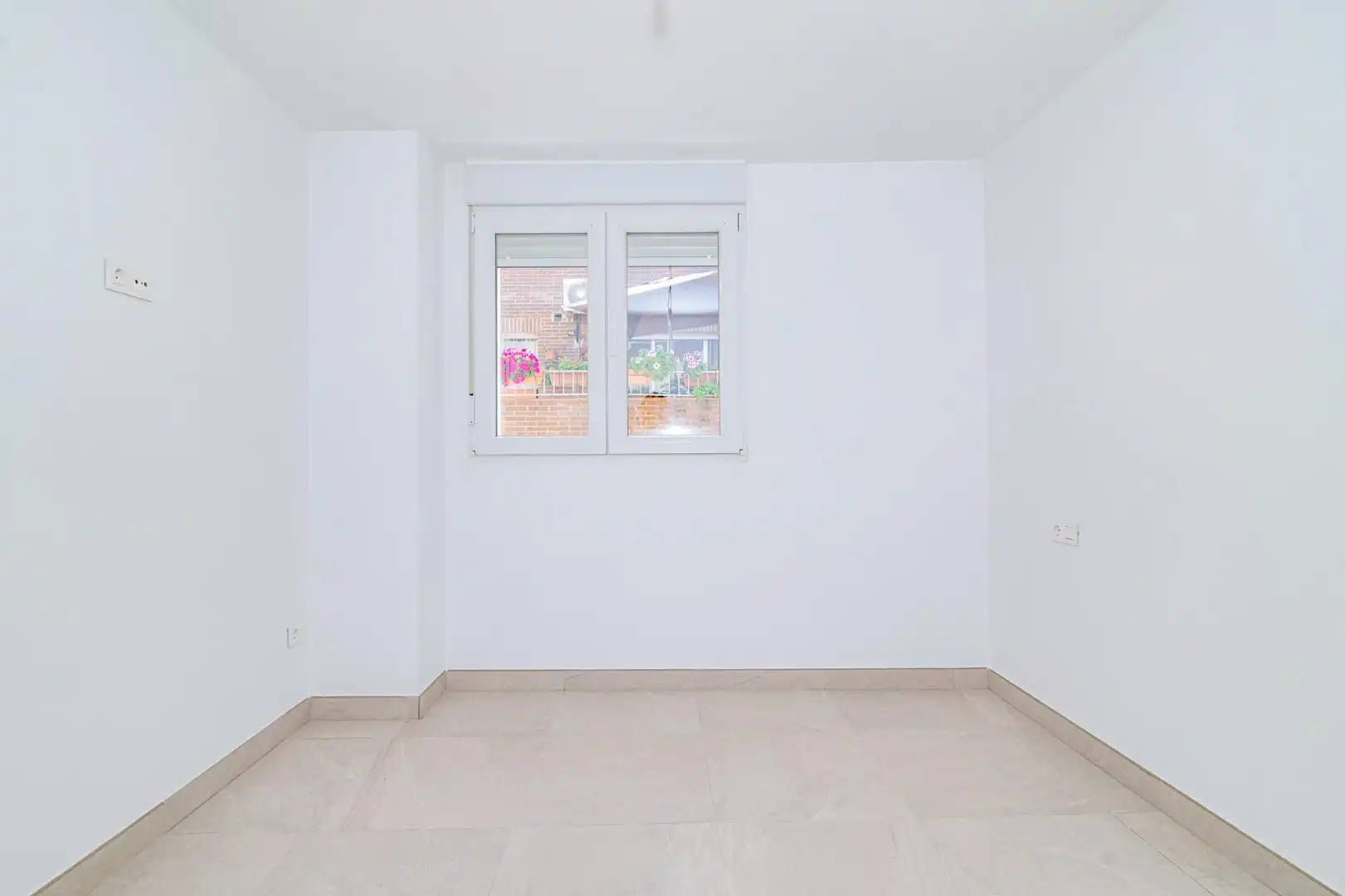 Bedroom of Flat for sale in Atarfe