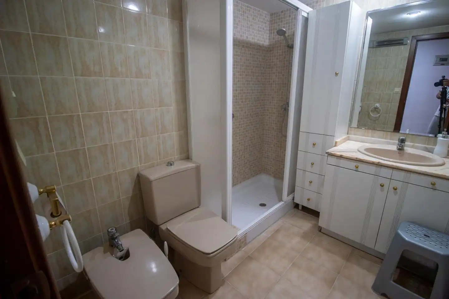 Bathroom of Flat for share in Valencia  with Air Conditioner and Furnished