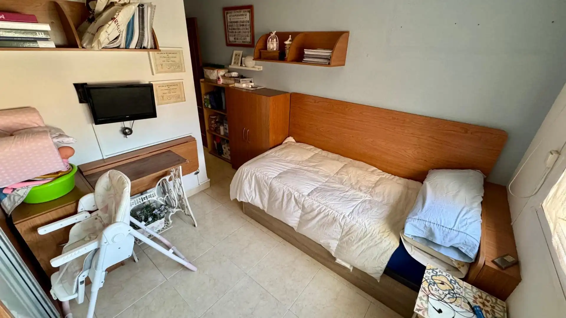 Bedroom of Flat for sale in Rincón de la Victoria  with Air Conditioner and Storage room
