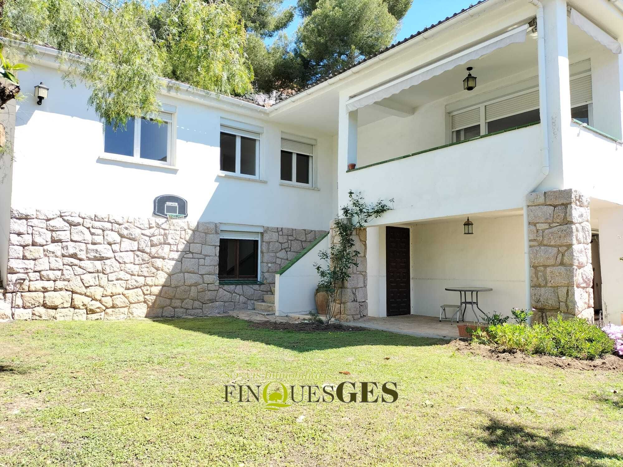 Exterior view of House or chalet for sale in  Tarragona Capital  with Private garden, Terrace and Storage room