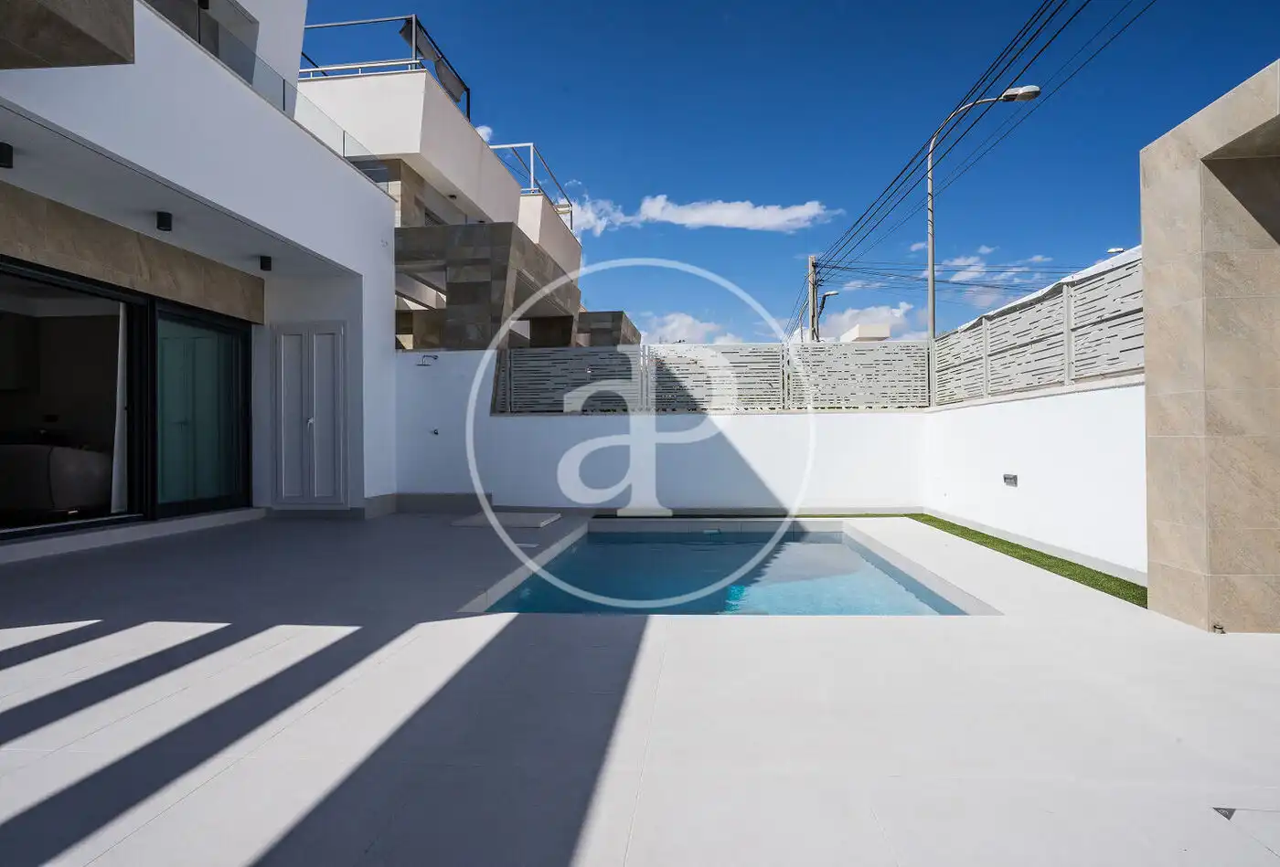 Schwimmbecken von Haus oder Chalet zum Verkauf in San Miguel de Salinas mit Klimaanlage, Heizung und Privatgarten