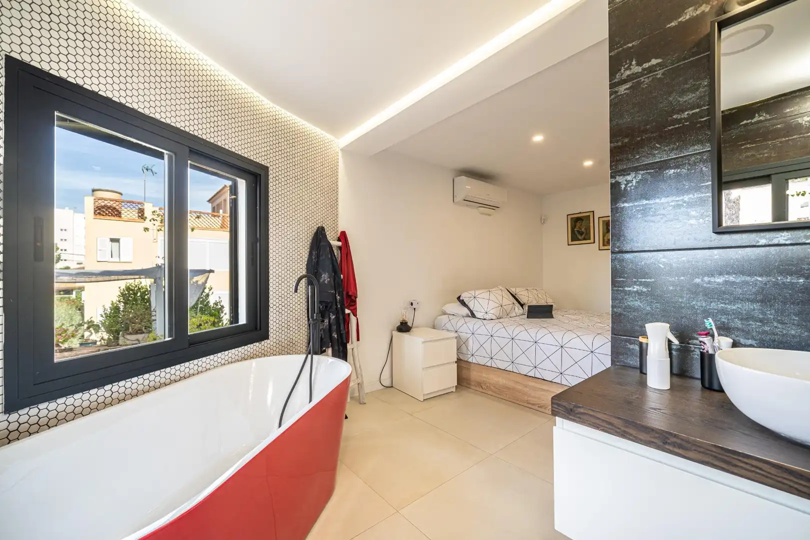 Dormitori de Casa o xalet en venda en  Palma de Mallorca amb Aire condicionat, Calefacció i Jardí privat