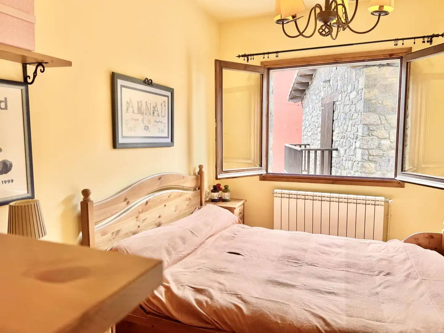 Habitación de Casa o chalet de alquiler en Castellar de n'Hug con Calefacción y Amueblado
