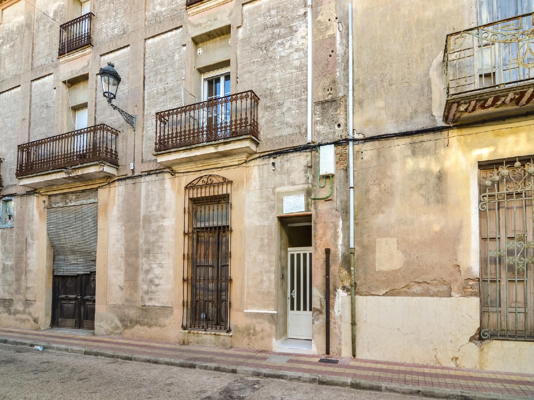 Vista exterior de Pis en venda en Polinyà de Xúquer