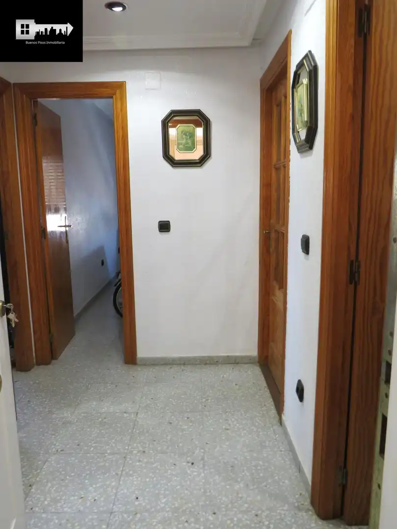 Piso en venta en Alicante / Alacant con Aire acondicionado, Calefacción y Jardín privado