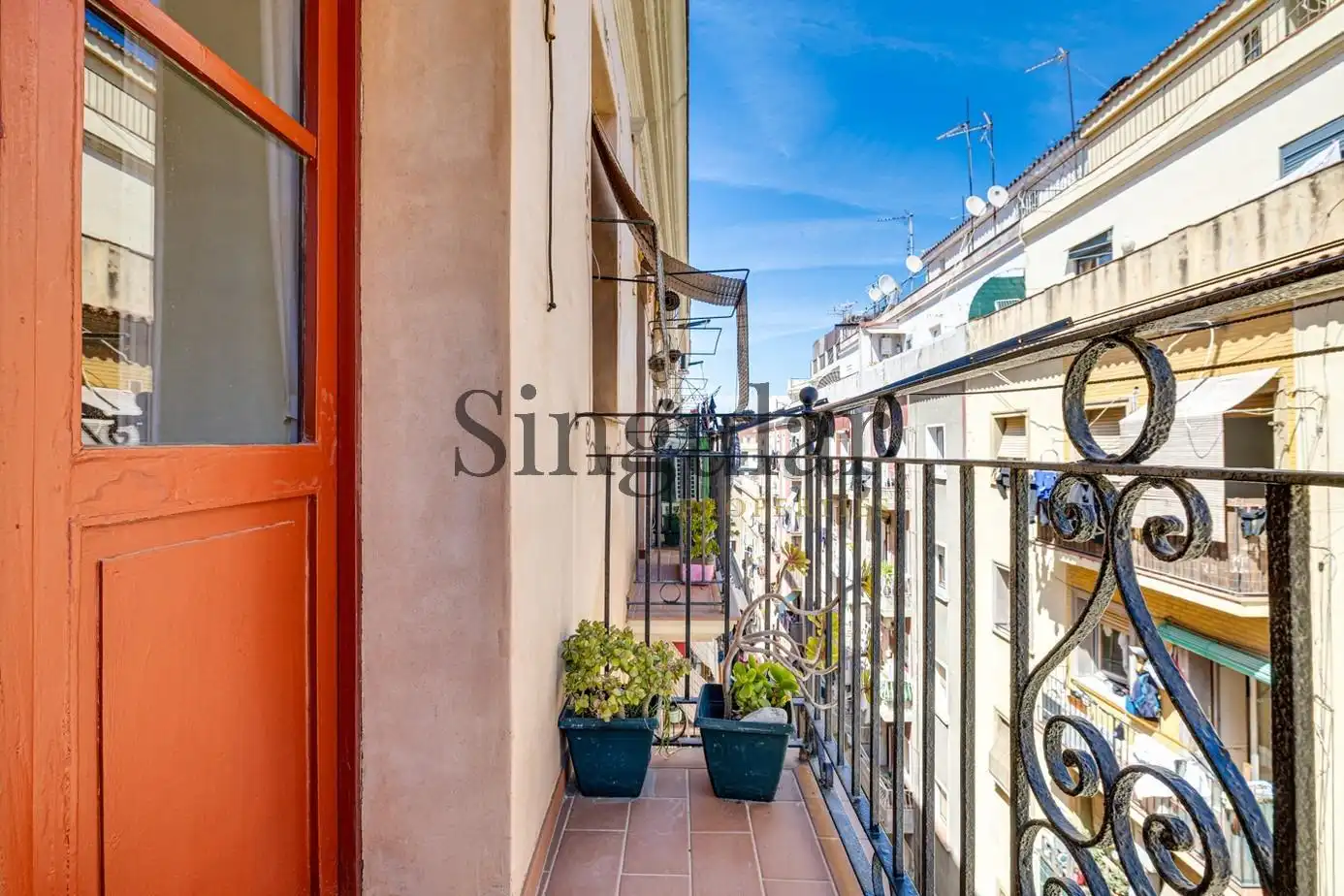 Terraza de Piso en venta en Barcelona con Balcón