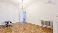 Flat to rent in  Madrid Capital  with Air Conditioner, Heating and Parquet flooring