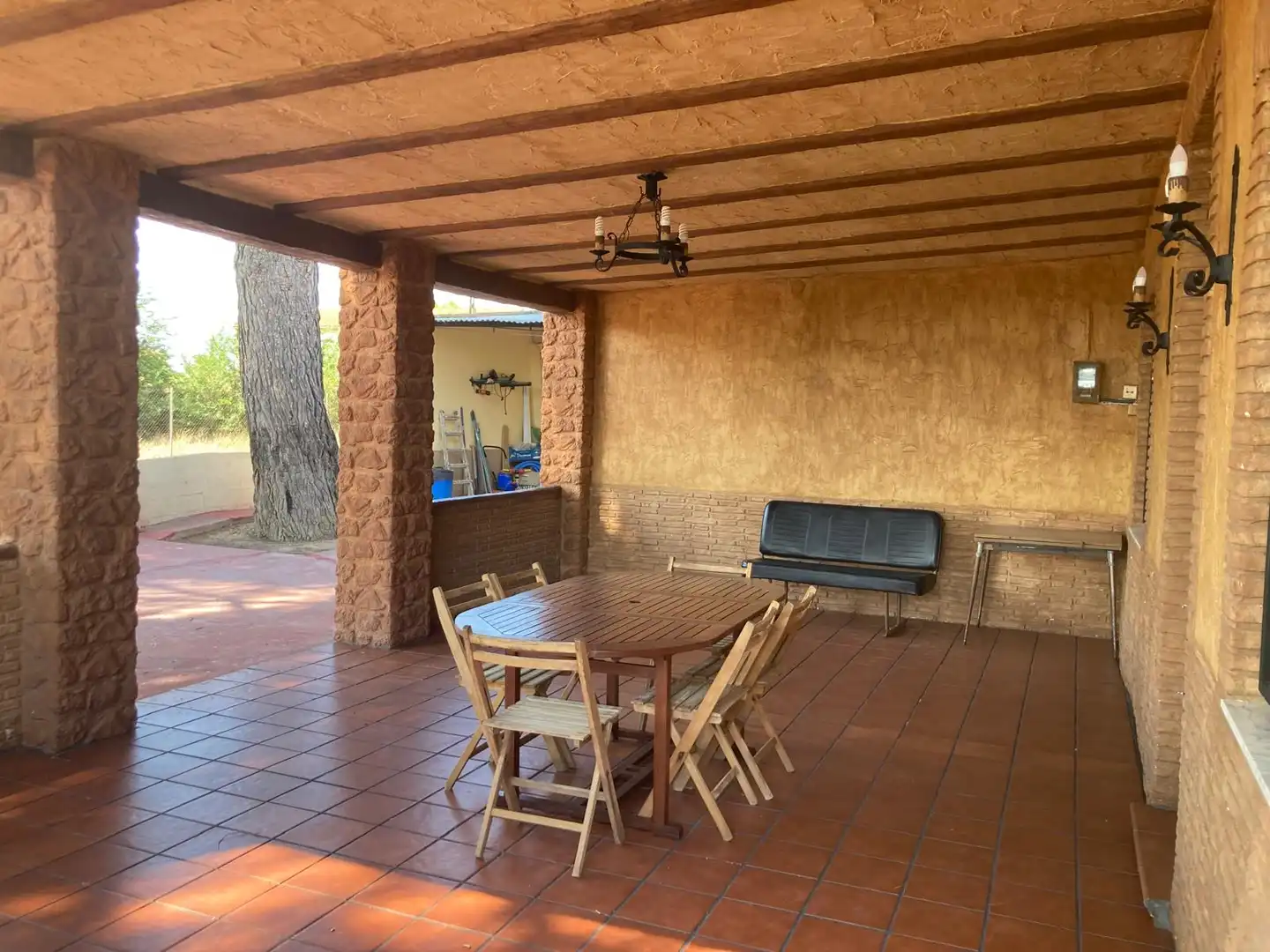 Terraza de Casa o chalet en venta en Villena con Jardín privado, Piscina y Amueblado