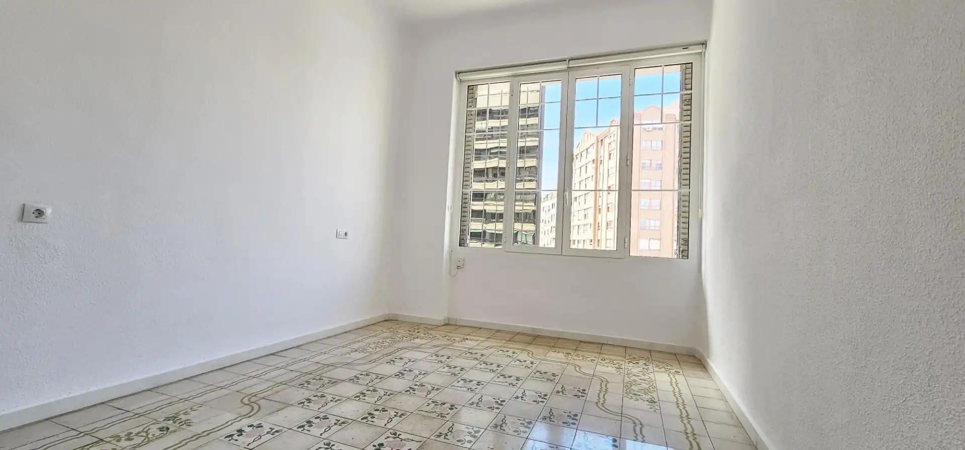 Appartamento con terrazza in affitto a Centro, imagen 8
