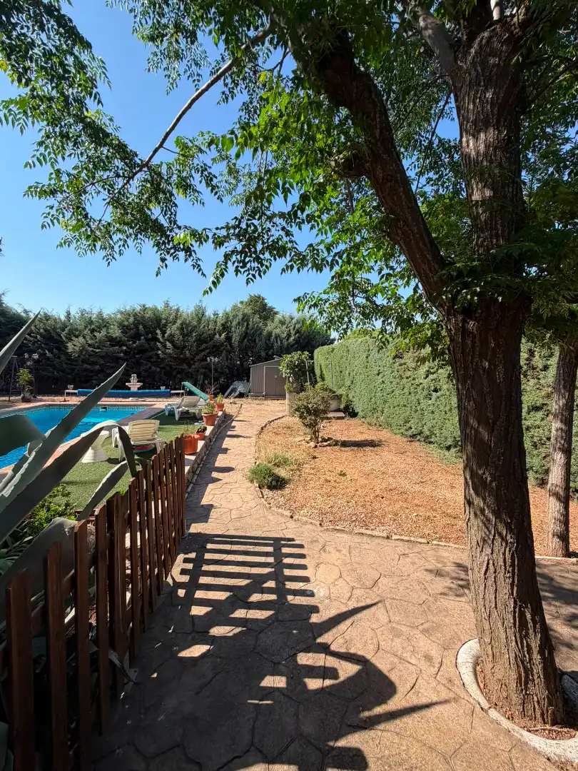 Jardín de Casa o chalet en venta en Nuevo Baztán con Calefacción, Jardín privado y Terraza