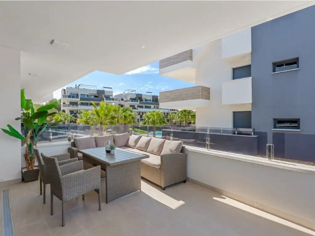 Apartment mit Pool zum Verkauf in Calle Lagos de Covadonga, imagen 3