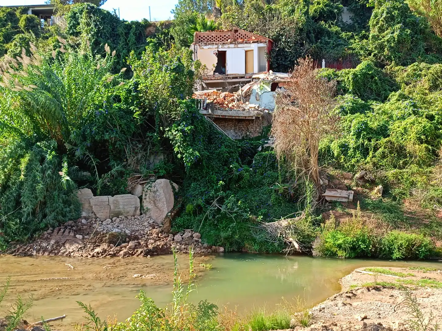 Vista exterior de Casa o xalet en venda en Turís