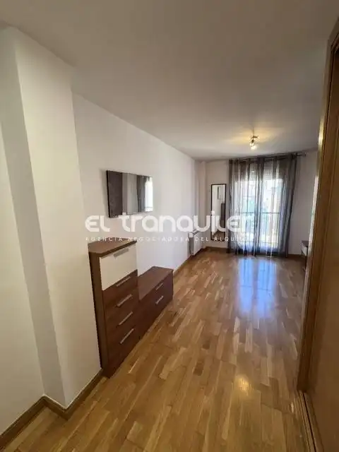 Bedroom of Flat for rent in Madrid  with Storage room, Furnished and Washing machine