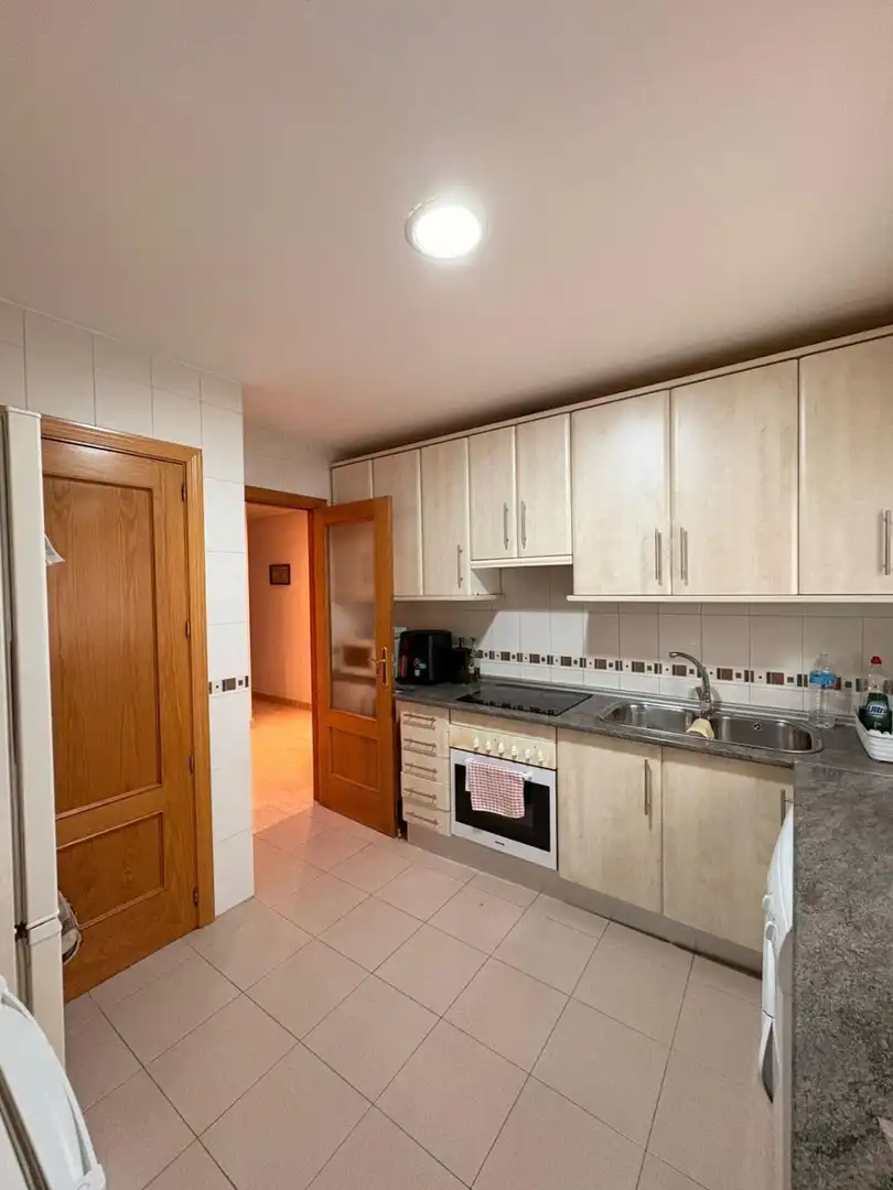 Piso con terraza en venta en Peréz Galdós, imagen 9