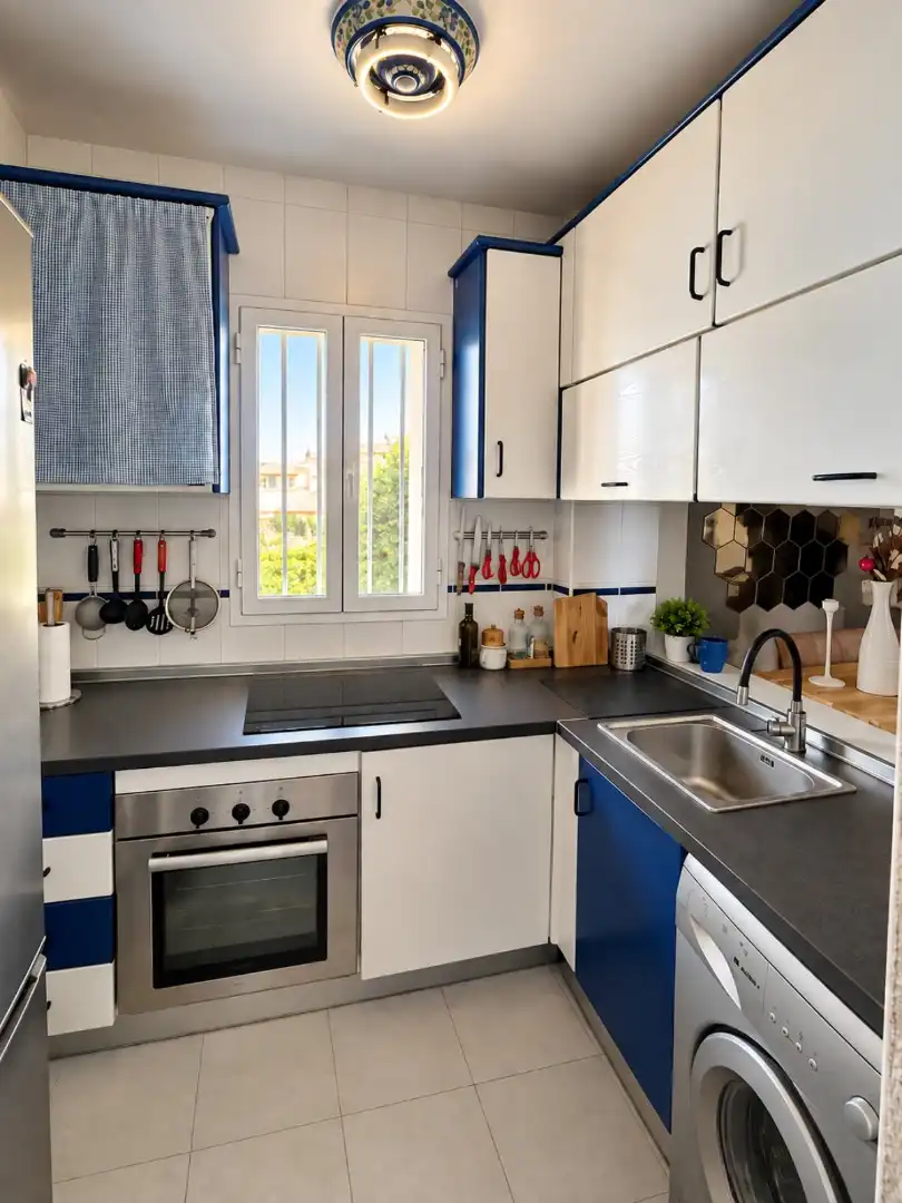 Penthouse with pool for sale in Torrequebrada, imagen 2