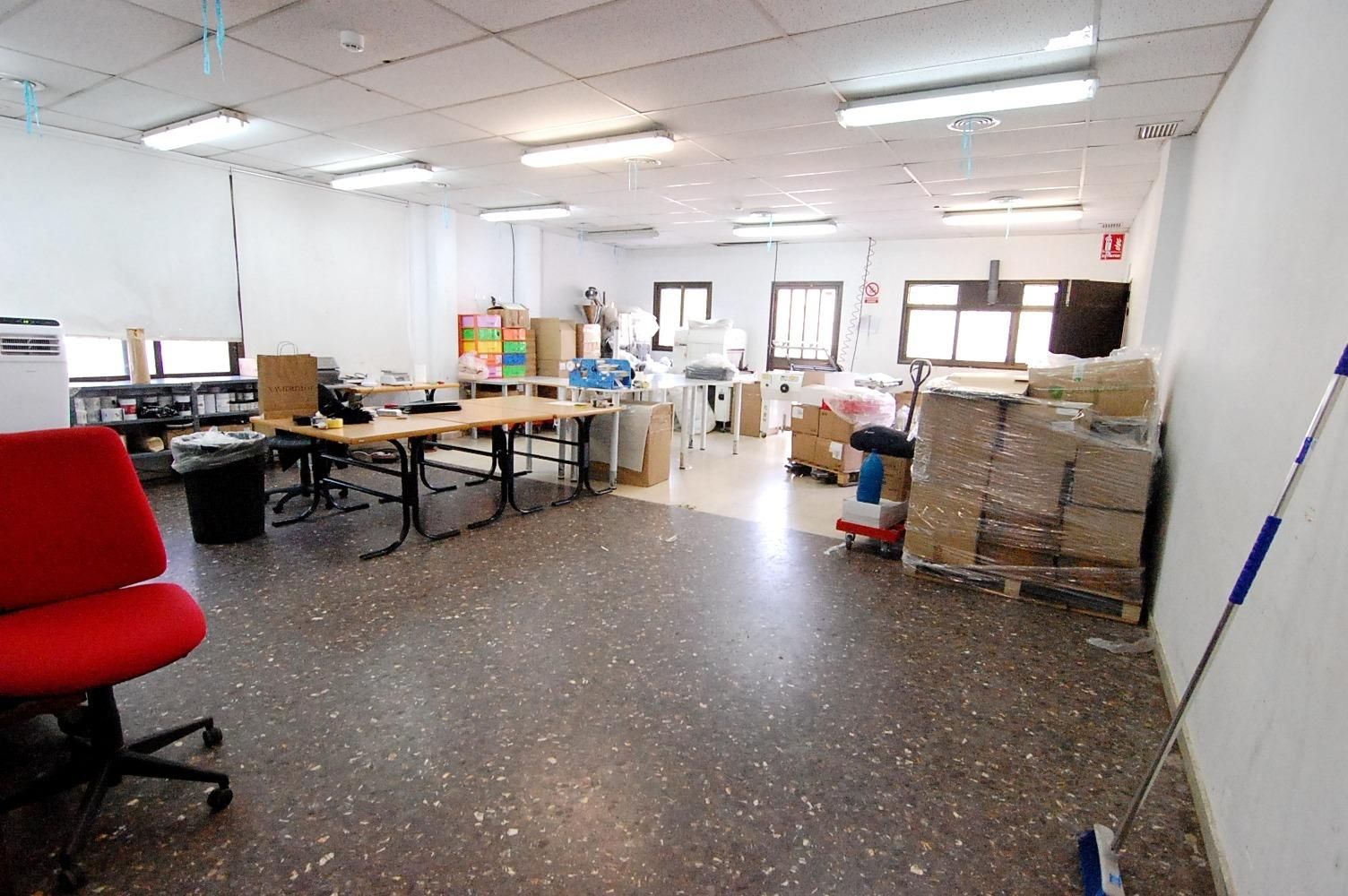 Nau industrial de lloguer en El Prat de Llobregat