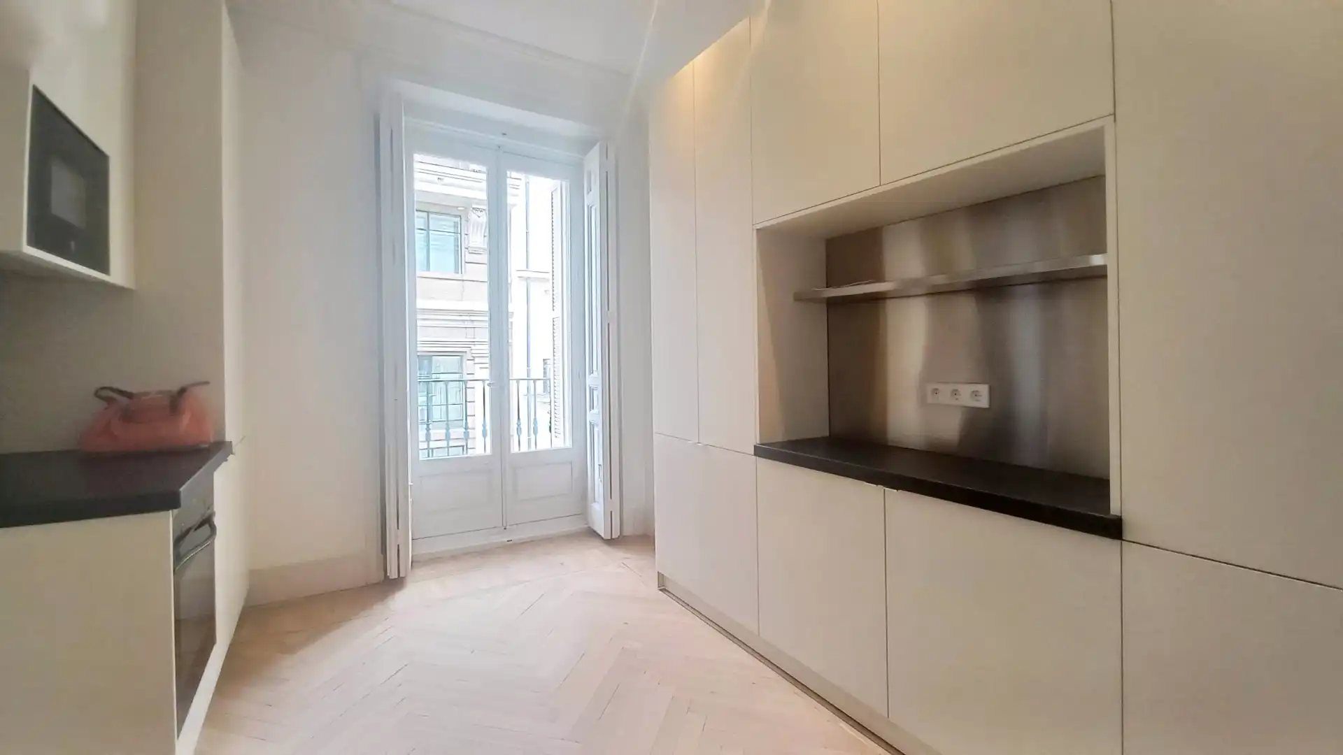 Küche von Wohnung zur Miete in Madrid mit Klimaanlage, Heizung und Parkett