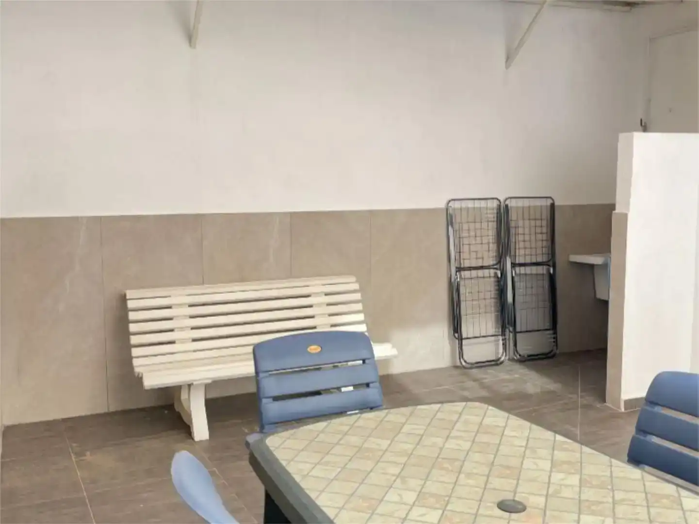 Planta baixa per a compartir en Castellón de la Plana / Castelló de la Plana amb Moblat