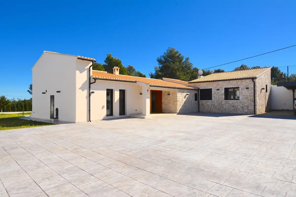 Chalet con piscina en venta en La Xara - La Sella, imagen 3