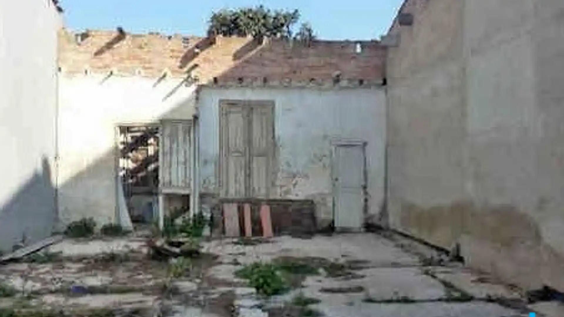 Vista exterior de Residencial en venda en Ripollet