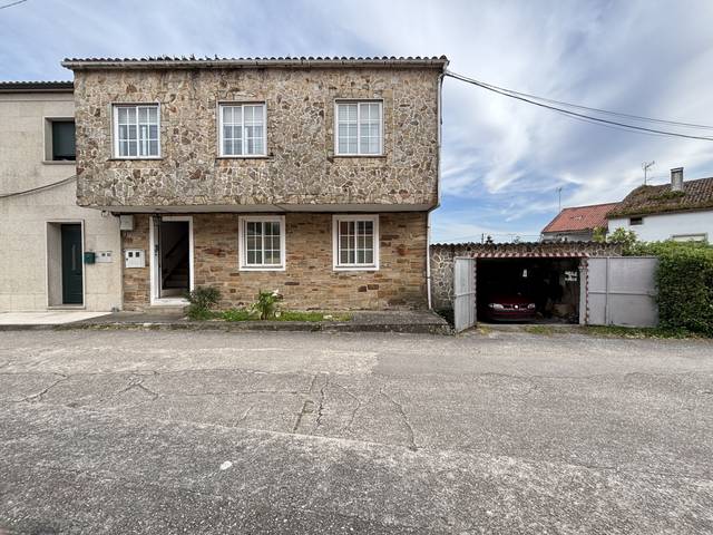 Casa adosada en Venta en Rúa de Lamas de Abade en Castiñeiriño - Cruceiro de Sar