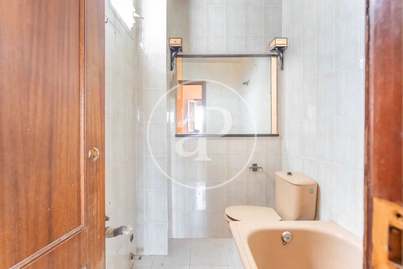 Bathroom of Flat for sale in Valencia  with Heating, Terrace and Balcony