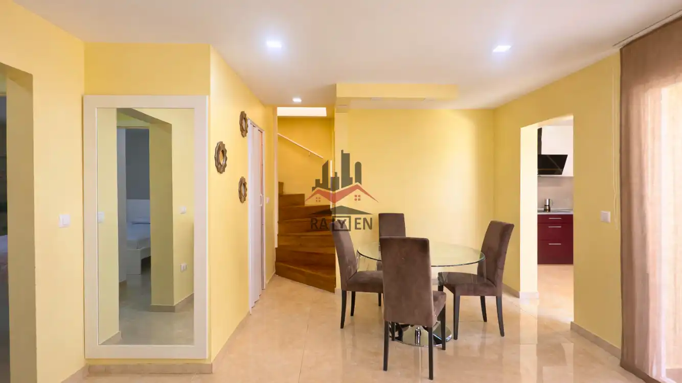 Casa adosada en venta en d'Olot, Vilafant