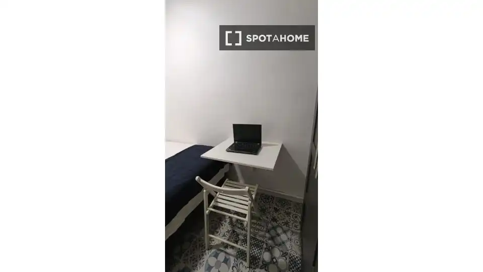 Habitación de Piso para compartir en Cullera con Aire acondicionado, Calefacción y Amueblado