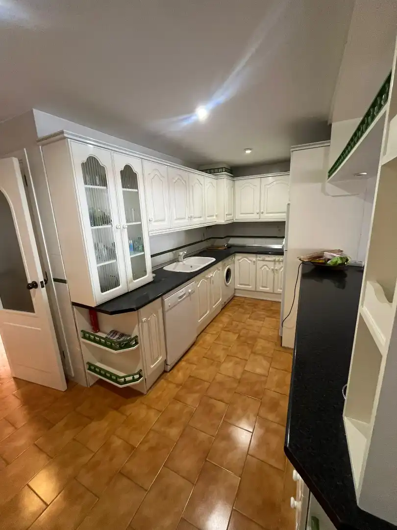 Küche von Wohnung zur Miete in Almuñécar mit Terrasse, Schwimmbad und Möbliert