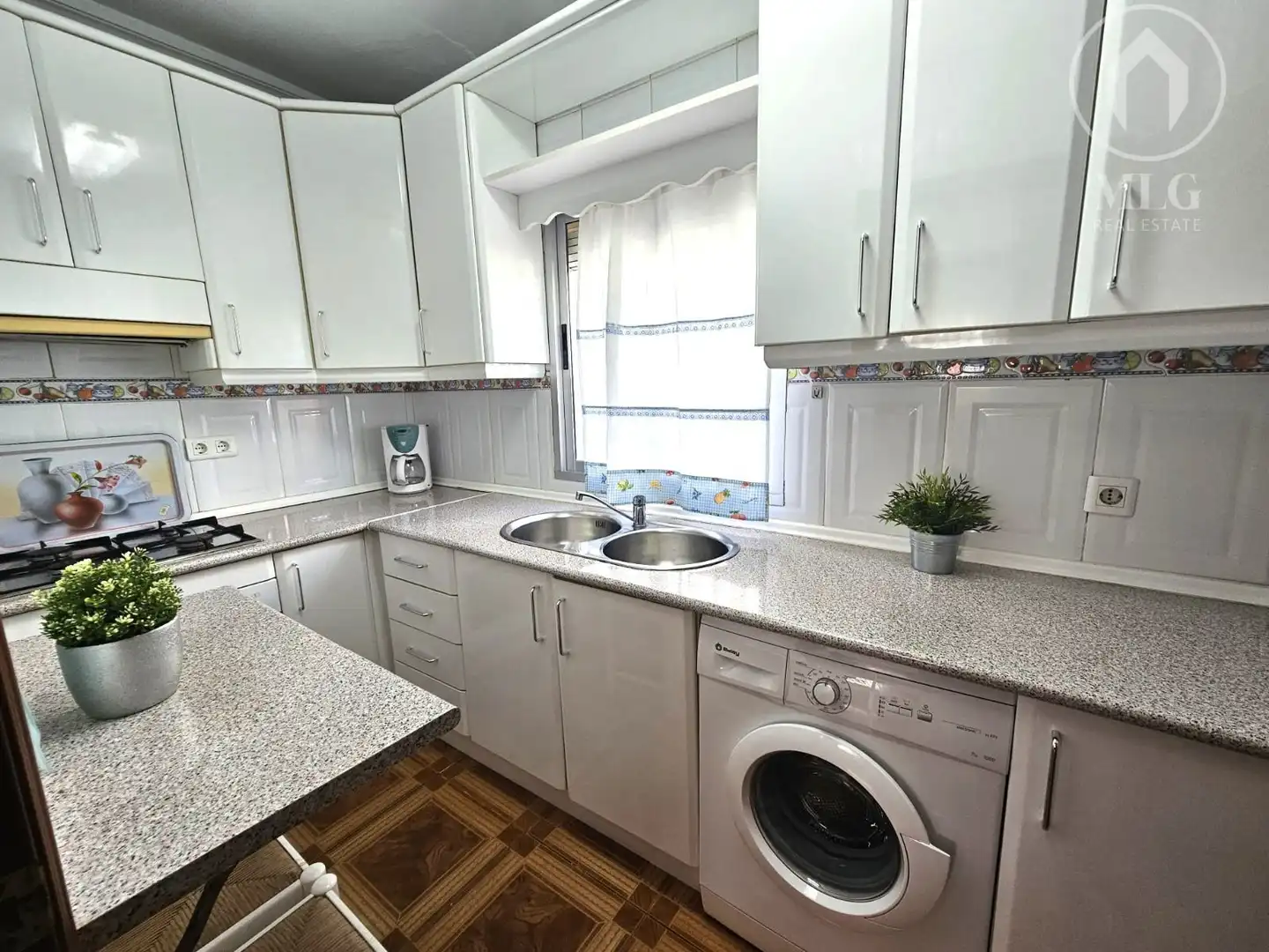 Kitchen of Flat for sale in Mollina  with Furnished