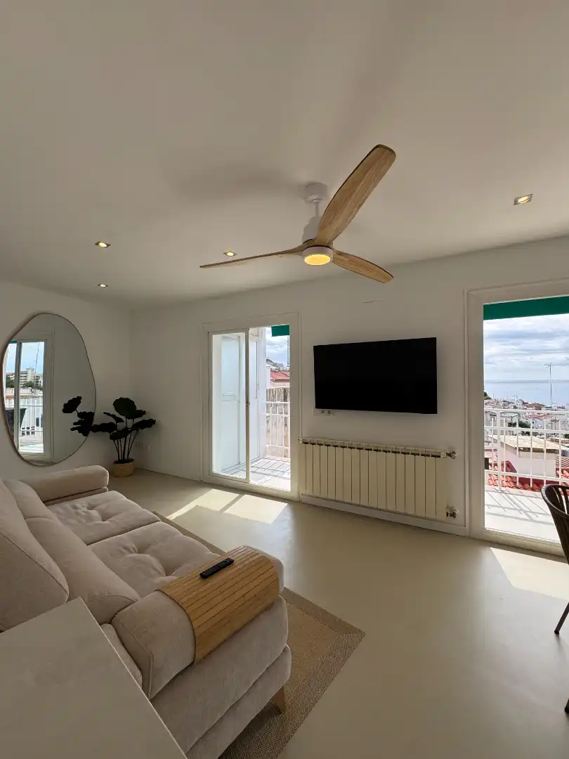 Sala d'estar de Pis en venda en Sant Pol de Mar amb Aire condicionat, Calefacció i Terrassa