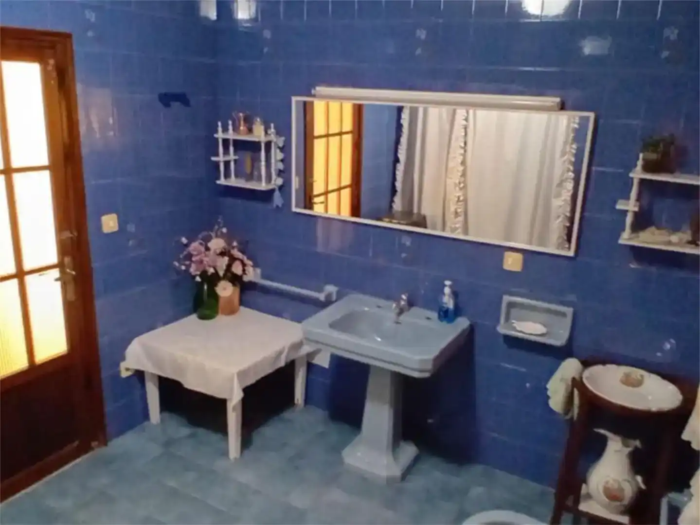 Bany de Casa adosada en venda en Bujalance amb Aire condicionat, Piscina i Balcó