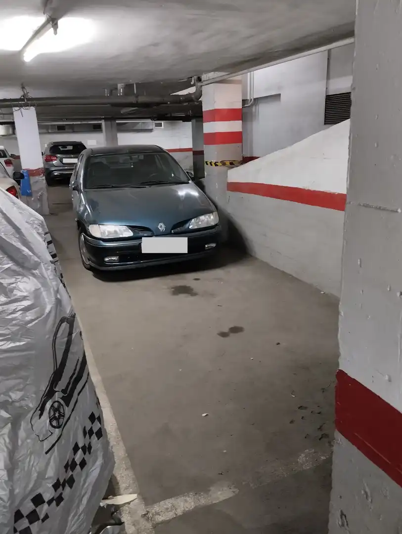 Garatge de lloguer a Calle Teniente Braulio Laportilla, Zona Centro