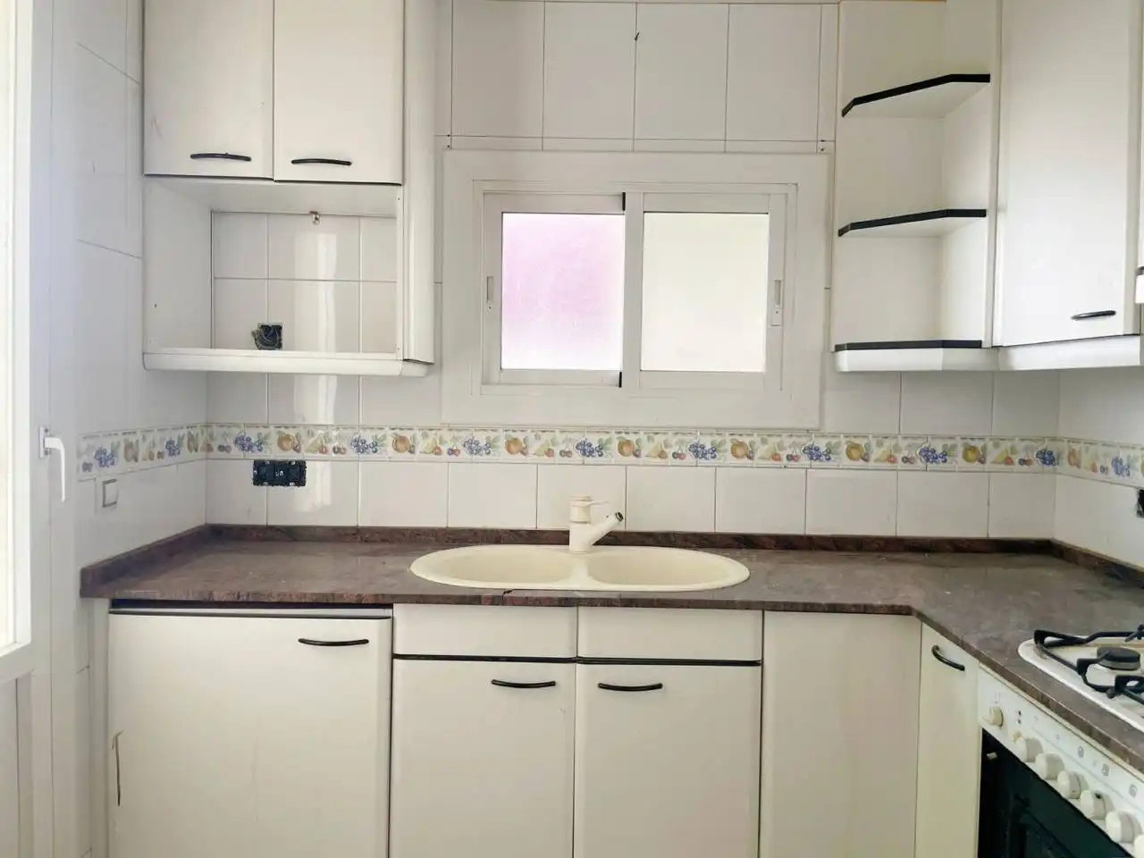 Küche von Wohnung zum Verkauf in Cerdanyola del Vallès mit Heizung und Balkon