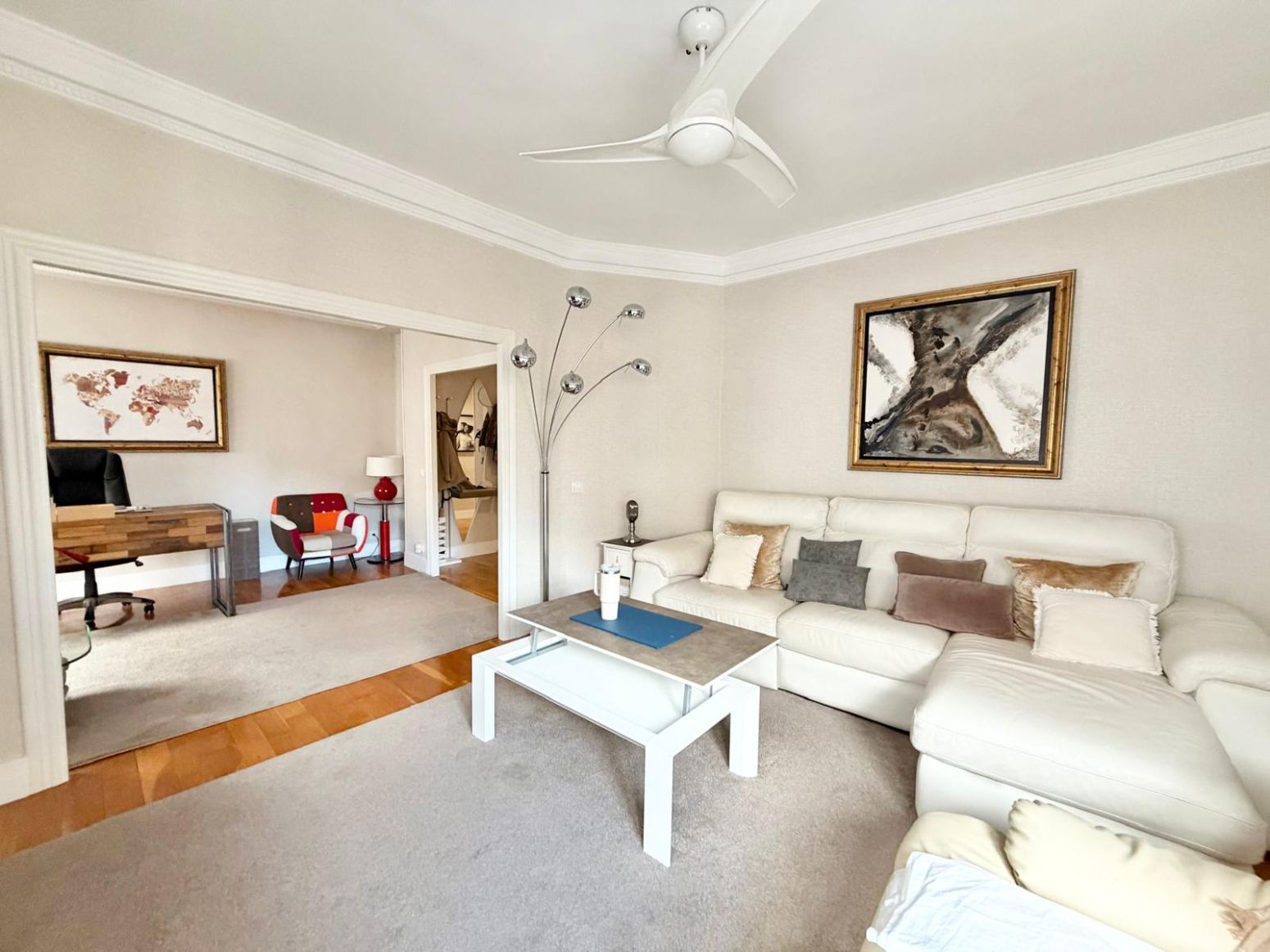 Living room of Flat for rent in  Logroño  with Heating, Parquet flooring and Terrace