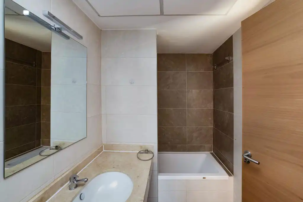 Baño de Piso en venta en Alicante / Alacant con Piscina