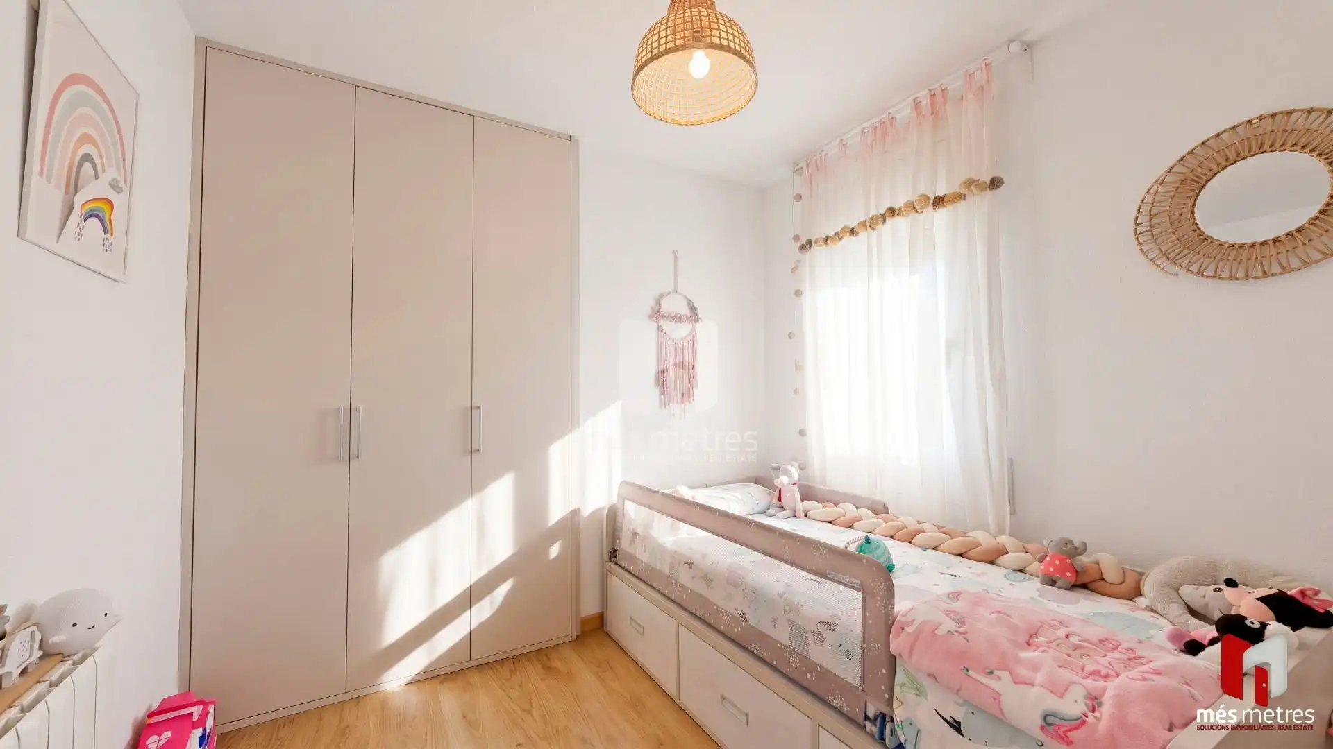 Habitación de Piso en venta en Alella con Calefacción, Jardín privado y Terraza