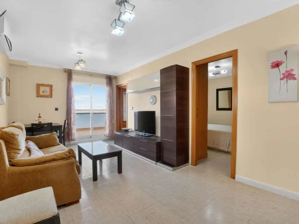 Apartamento con ascensor en venta en Calle Campoamor, imagen 3