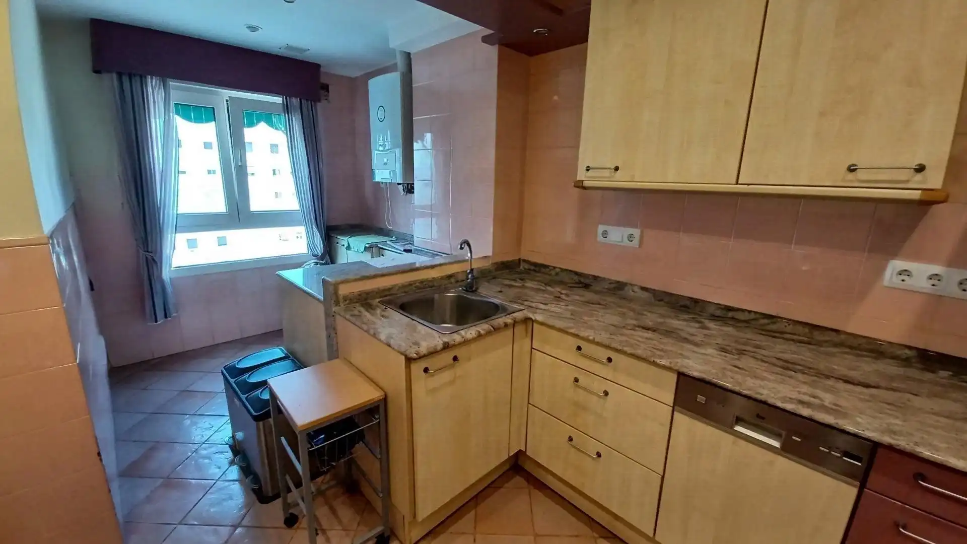 Piso con terraza en alquiler en Extramurs, imagen 17