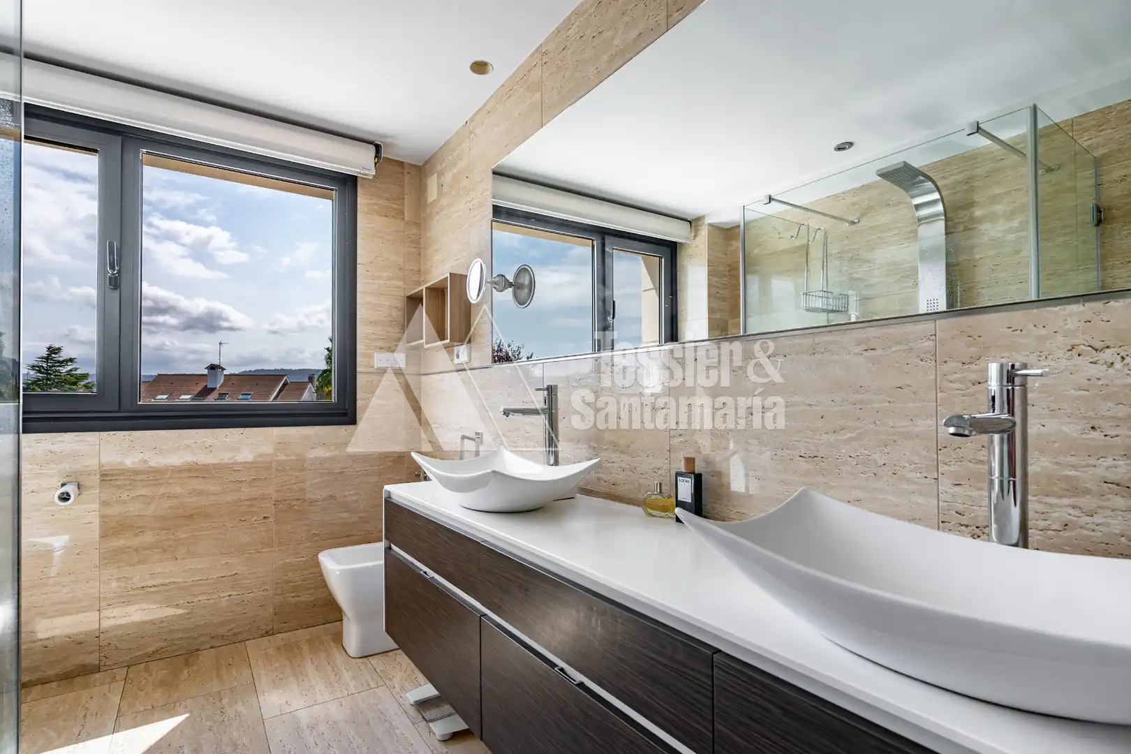 Baño de Casa o chalet en venta en Gijón  con Calefacción, Jardín privado y Terraza