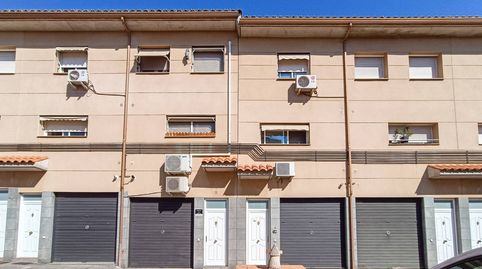 Foto 3 de Casa adosada en venda a Calle Francia, Canovelles, Barcelona