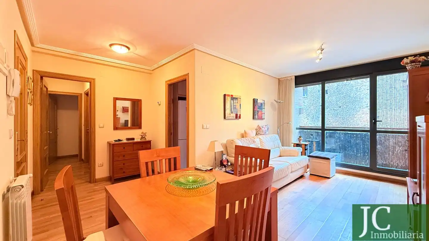 Sala de estar de Piso en venta en Limpias con Calefacción, Terraza y Amueblado