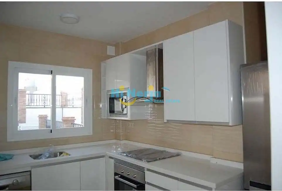 Chalet con piscina en venta en Centro, imagen 6