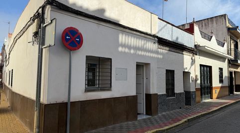 Foto 3 de Casa adosada en venta en Calle Tarancón, 9, Centro - Doña Mercedes, Dos Hermanas