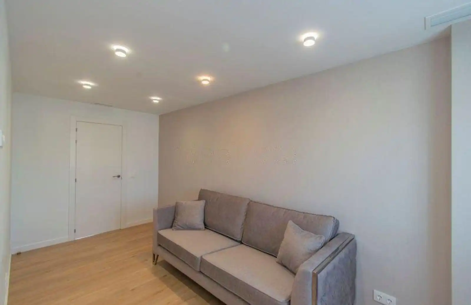 Apartamento con piscina en venta en Estepona Pueblo, imagen 28