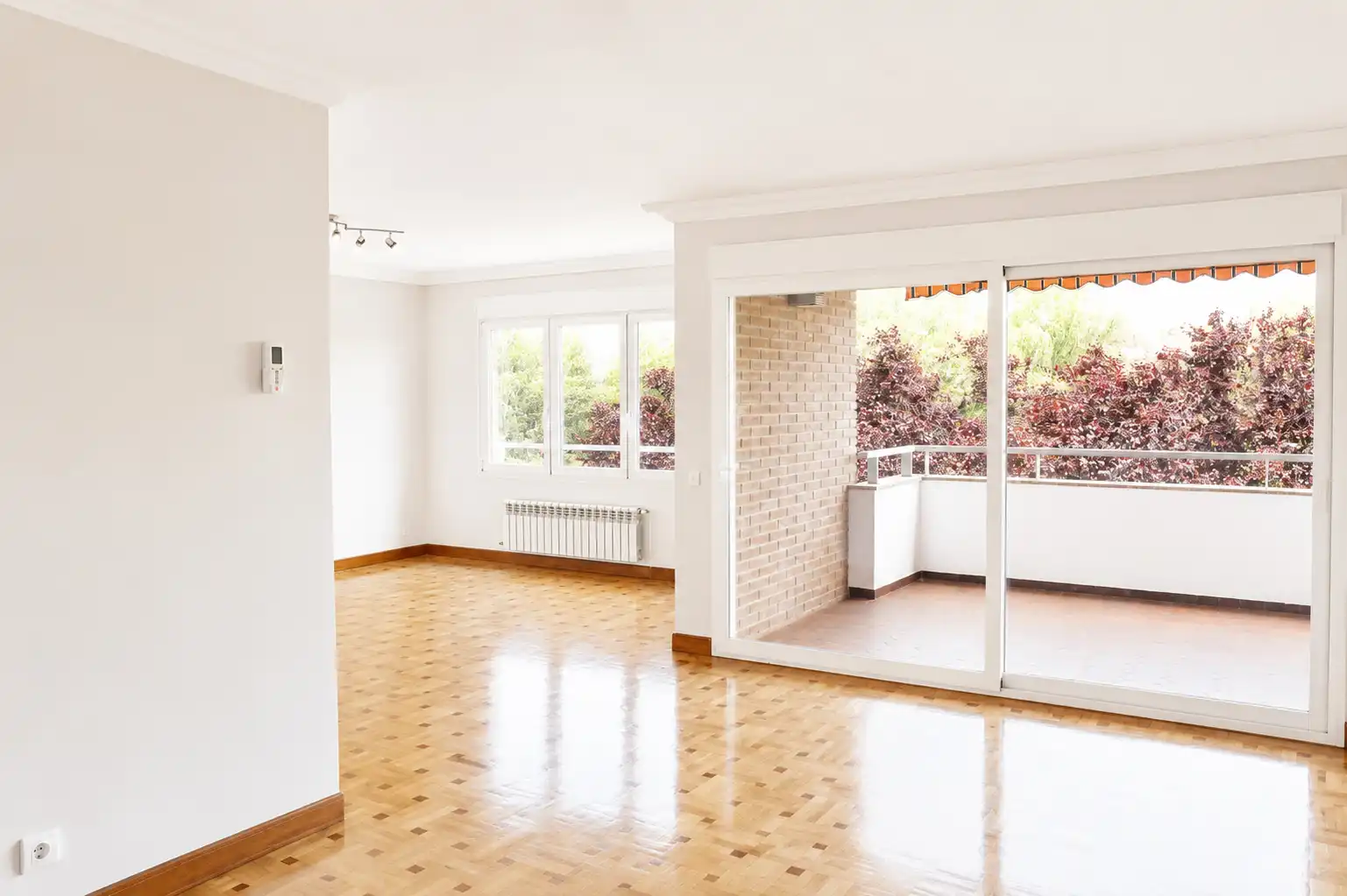 Piso de alquiler en Pozuelo de Alarcón con Terraza, Trastero y Piscina comunitaria